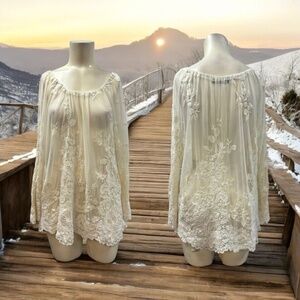 Just M,Woman,Blouse,White,Sz XL,Embroidered,Long Sleeve,Lace.!
